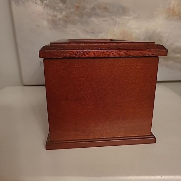 Jewelry Box - Picture 3 of 8